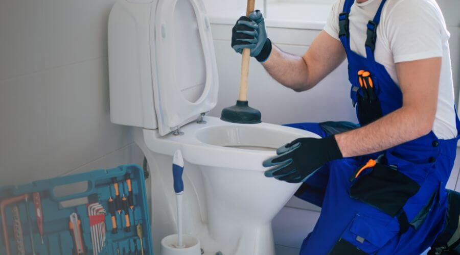 Expert burst pipe repair services in Eureka, MO